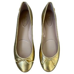 Lauren Ralph Lauren Jayna Ballet Flat in Gold , Size 8, Brand New No Box